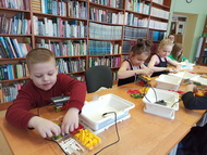 Выходные в библиотеке: мастерим кукол и роботов
