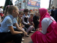 Книжная радуга на улице Московской
