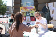 Книжная радуга на Московской улице