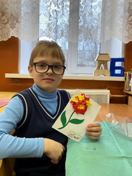 Я нежность маме подарю